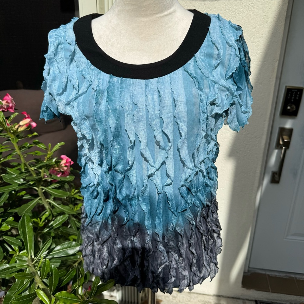 NOTATIONS.‎ Blue & Black Ombré, Tie Dye Top. Size L. Solid black neckline.